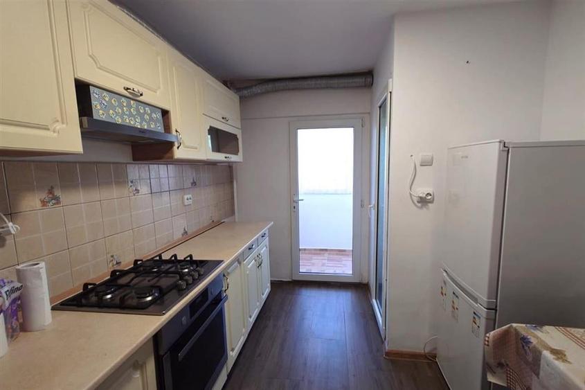Apartament 3 camere de vanzare in Gura Barza, Criscior - 12