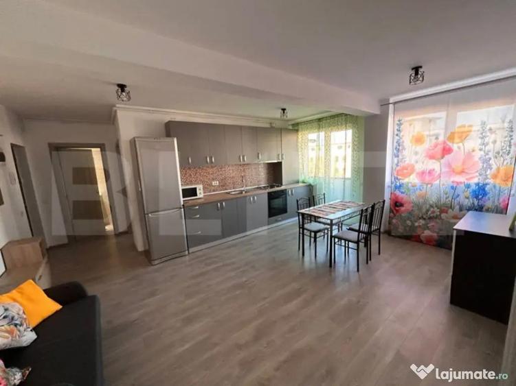Apartament cu 3 camere, 55 mp, 2 bai, cu balcon si parcare, - 1