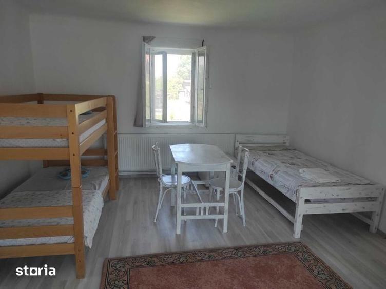 Casă cu 3 camere cu Teren 120 Mp în Moldovenești