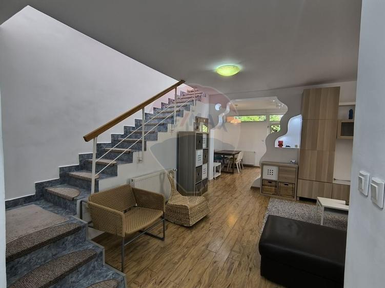 Casă de vanzare - 30