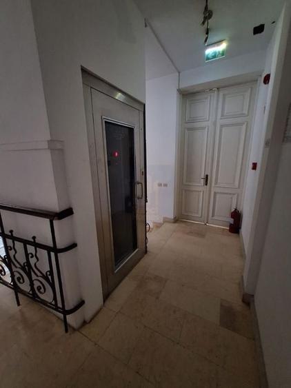 Spatiu Comercial/Birouri 250mp 9 Camere de Inchiriat *Calea Victoriei* - 9