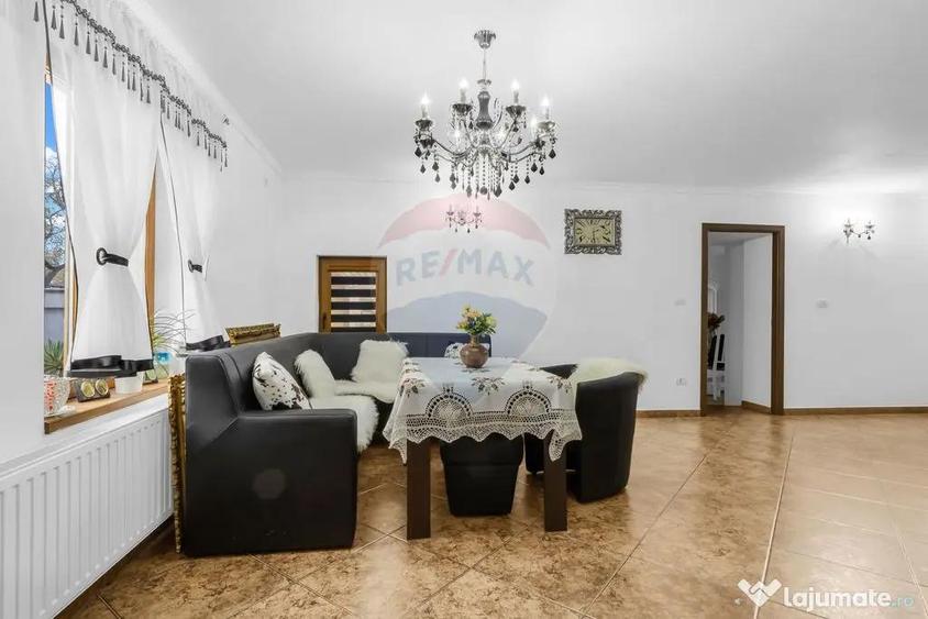 Casa noua pe colt si teren 1079 mp de vanzare in Macea,Arad - 8