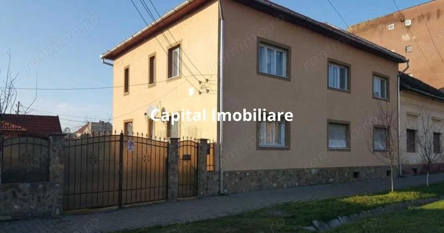Villa for sale, 2 Apartments, 220mp, Ineu - 2