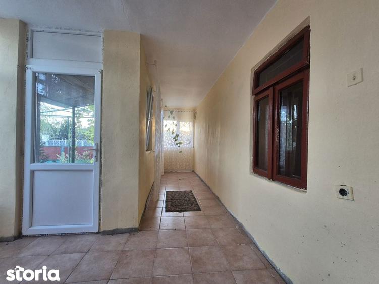Casa cu 3 camere ?i teren generos de 4820 mp - 3