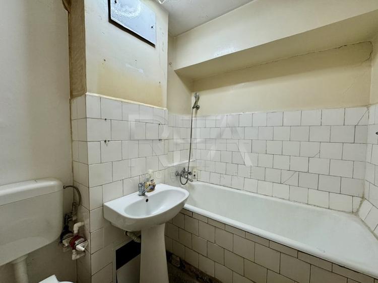 3 camere cu vedere pe spate in Banu Manta | bloc 1978 - 12