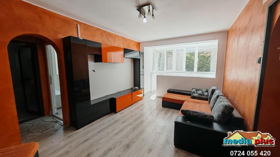 De vânzare – apartament 3 camere, Mazepa I, etaj 1 - 2