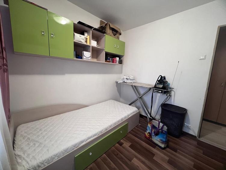 Apartament 4 camere,et 3, zona Liceul Auto - Deva - 21