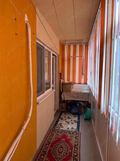 3 Camere (81 mp) + 17 m2 boxa constructie 2012 Calarasi - 2