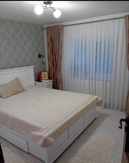 Apartament cu 3 camere decomandate Zona Obcini - 17