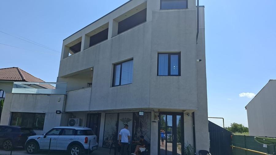 Apartament premium cu 3 camere - curte privata - 89mp - 13