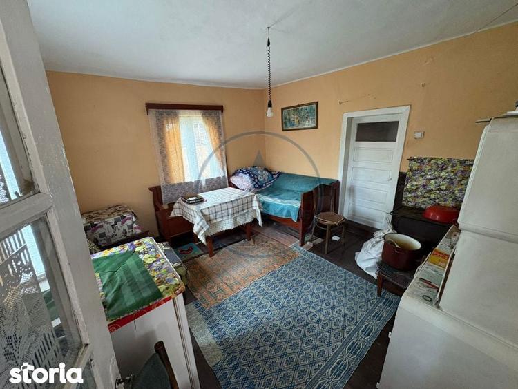 Casa la tara de vanzare-la 15 km de Beclean - 3