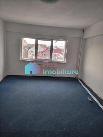 Apartament nemobilat 2 camere intrare Obcini - 2
