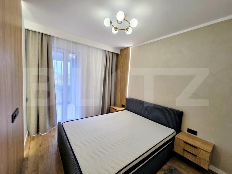 Apartament cu 2 camere semidecomandat, mobilat în Florești