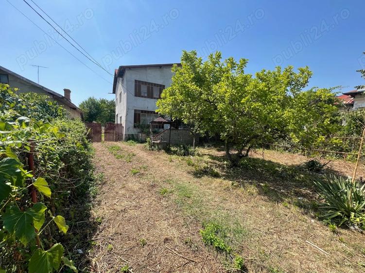 Vand Casa de 250 mp in Valea Voievozilor, S+P+1, teren 1100 mp - 1