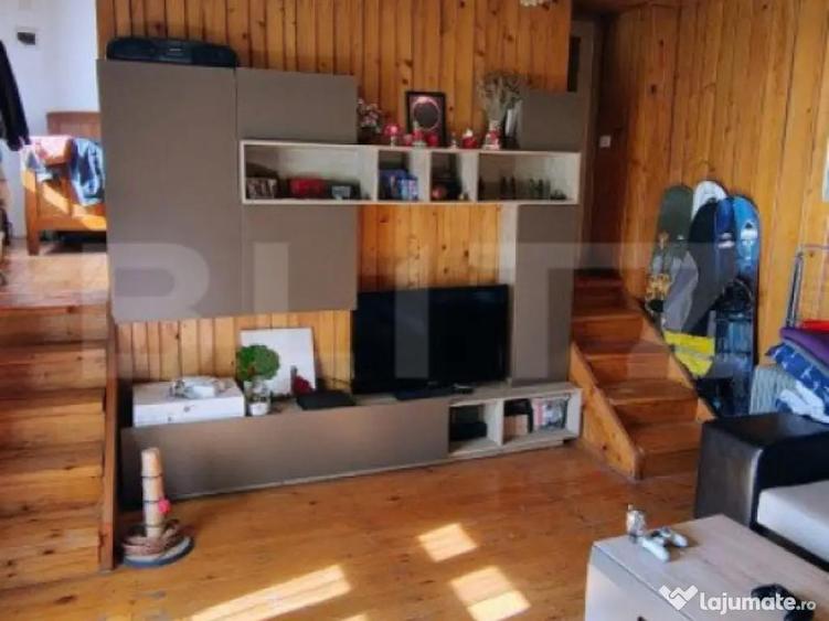 Oportunitate - Monument Istoric langa Cetatea Ra?nov s - 1