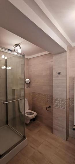 Apartament cu 3 camere în Primăverii