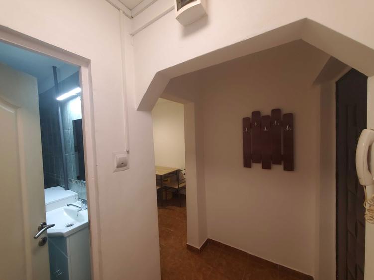 Vand apartament 2 camere etaj 4 zona Sagului - 4