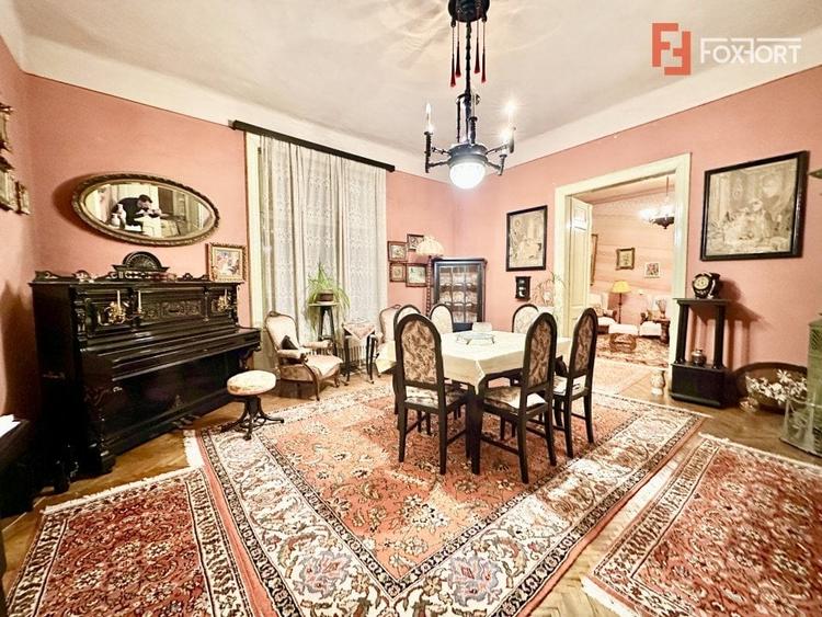 COMISION 0% Apartament cu 4 camere in cladire istorica - Piata Maria - 17