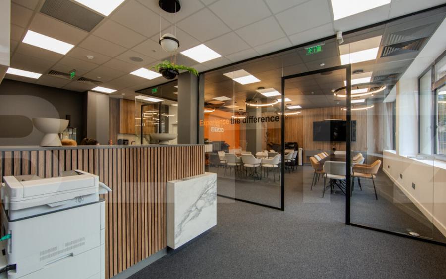 Cladire Birouri Pia?a Victoriei - 6