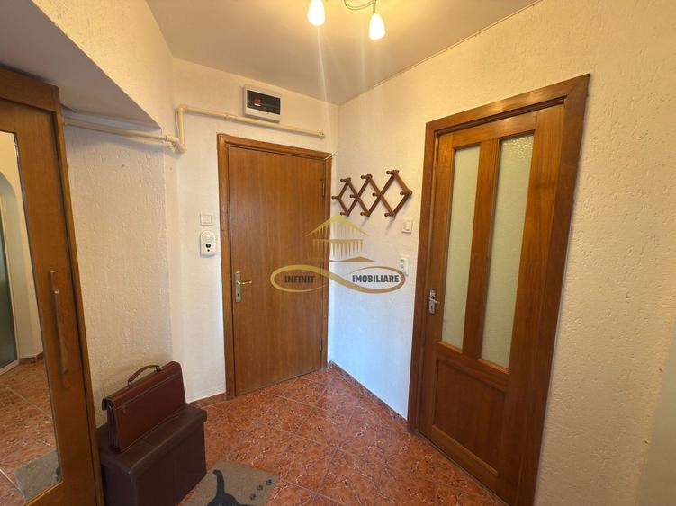 Garsoniera de vanzare langa parcul catedralei Bacau - 3