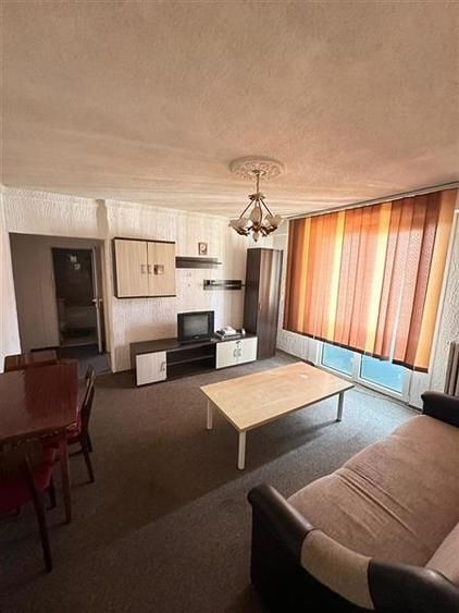 Apartament de vanzare 2 camere zona Piata Victoriei - 2