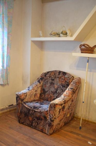 Sinaia-garsoniera de vanzare ,semicentral - 5