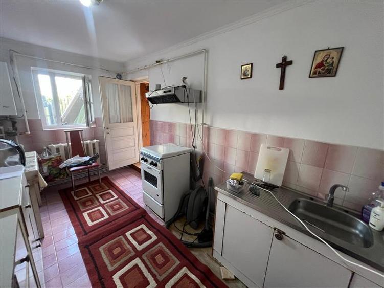Casă cu 2 camere cu Canalizare în Unirii