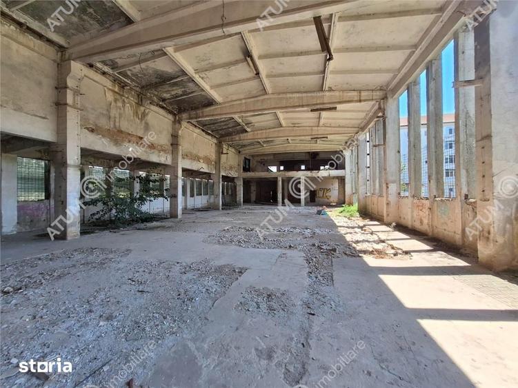 Spațiu comercial, de 500 mp, în Ștrand