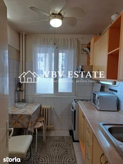Apartament cu 3 camere decomandat, mobilat în Drumul Taberei