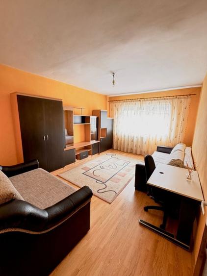 Apartament cu o cameră, decomandat – Rogerius - 2