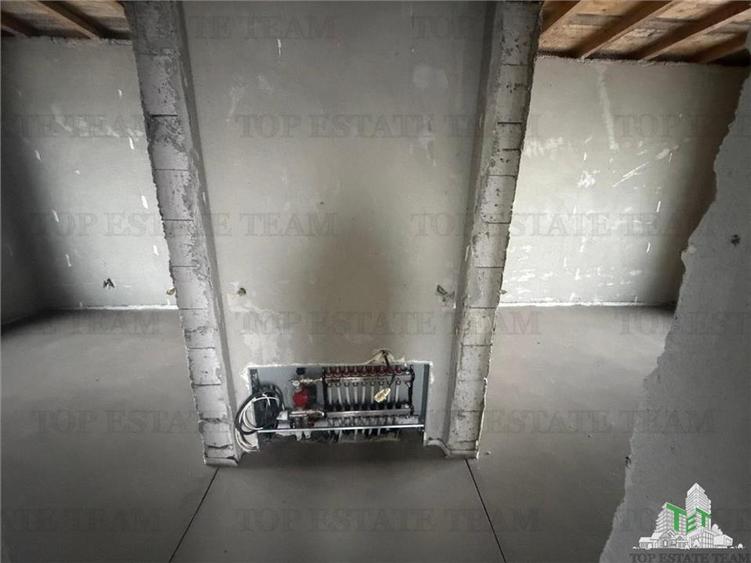 Vila 5 camere de vanzare in Frumusani, ideala investitie - 7