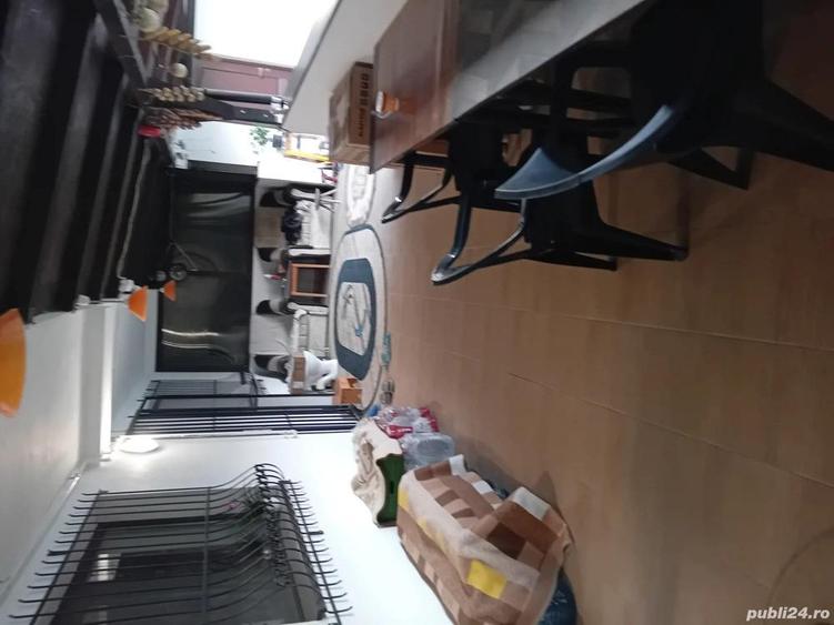 Inchiriez camera la curte - 4