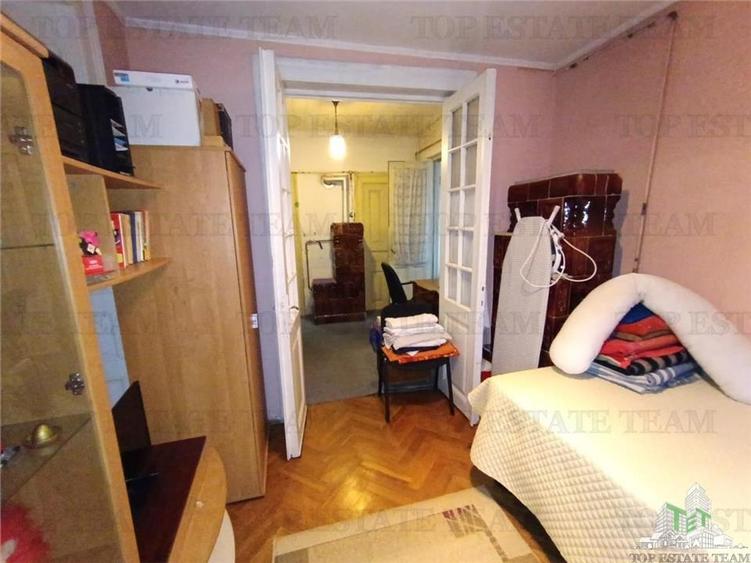 Vila cu aspect de conac in centrul Ploiestiului, ideala pentru locuinta, birou s - 7