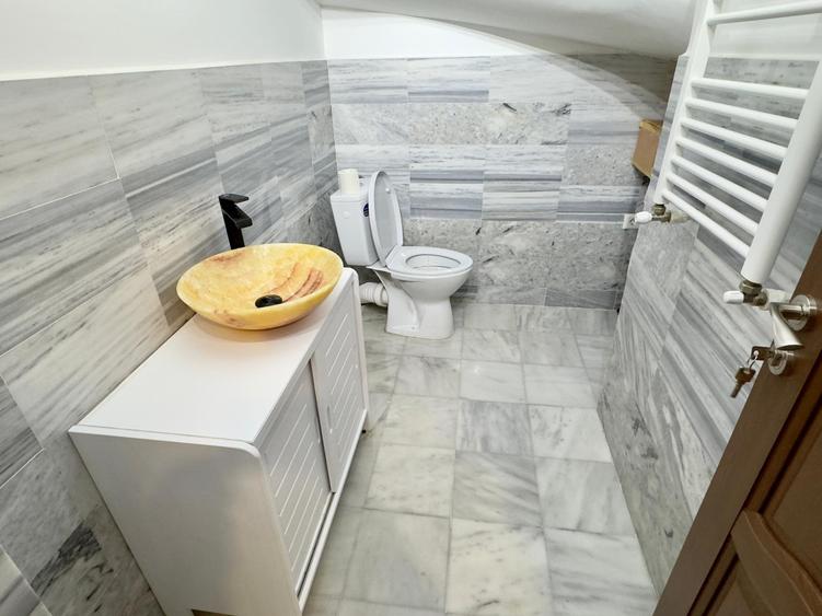 Casă de închiriat în Prelungirea Ghencea - 25