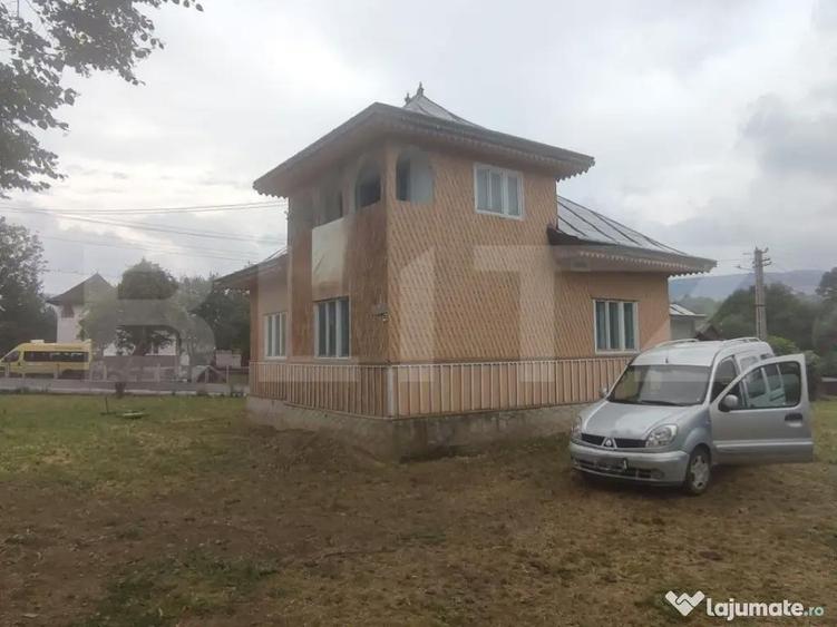 Casa 4 camere, 2610 mp teren, zona Solca, Radauti - 4