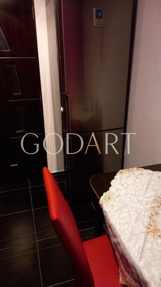 Apartament cu 2 camere semidecomandat, mobilat în Dristor