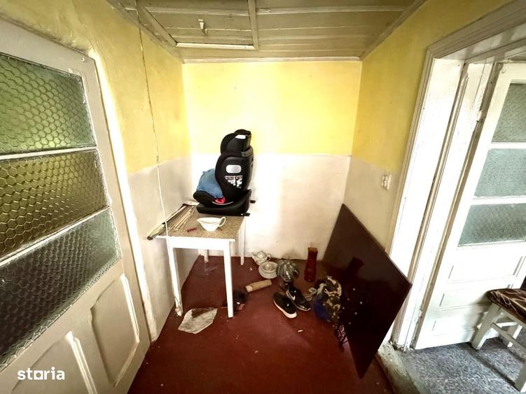 Casă cu 2 camere în Central