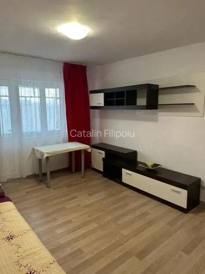 Apartament 2 camere, etaj 4/4, zona Eremia Grigorescu Apartament 2 camere, etaj 4/4, zona Eremia Grigorescu