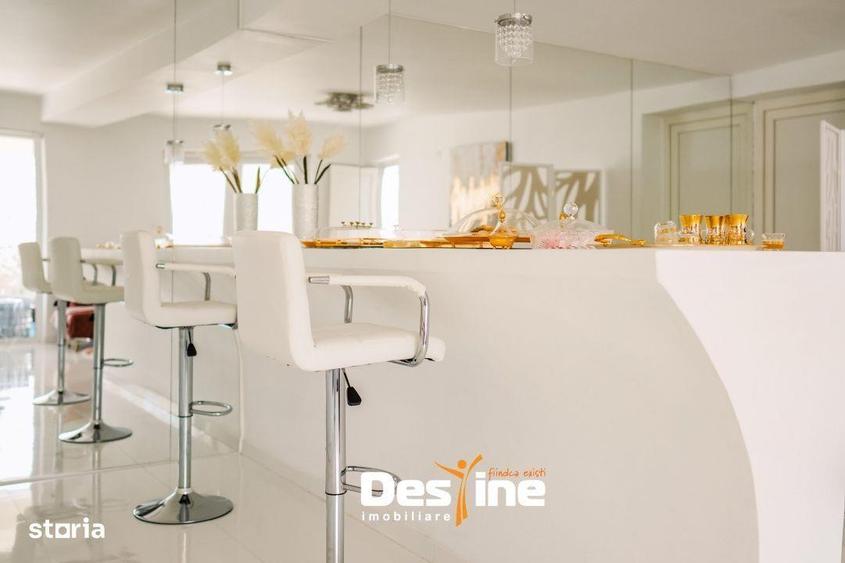 Casa sustenabila 196 mp cu design futurist, in natura, mobilata utilat - 7