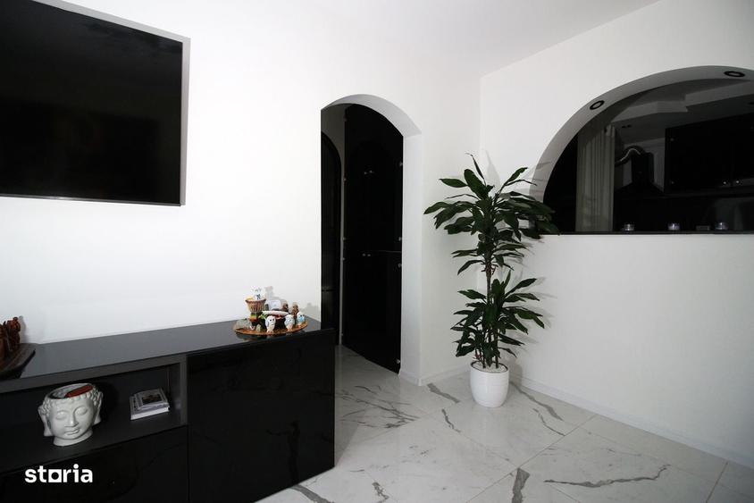 Vindem 3 Camere Zona Cornisa/Alecu Russo et 2 Modern/Mobilat - 2