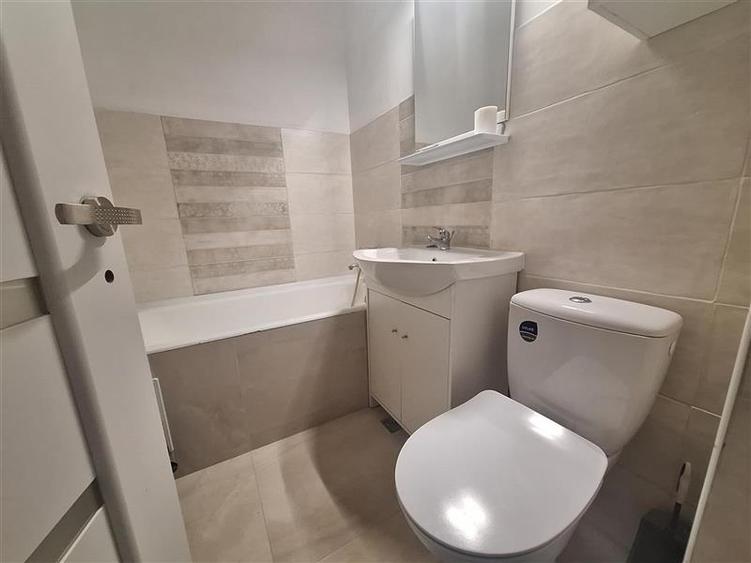 Apartament 2 camere semidecomandate, zona Tic Tac - 4