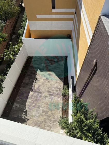 Apartament cu o curte generoasa de 60 mp - 7