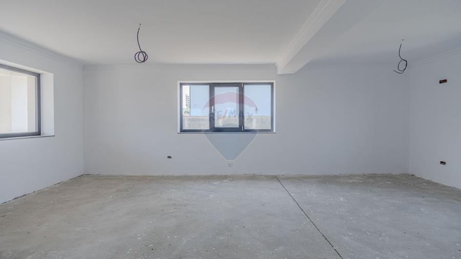 Casa moderna, la cheie, in Cristian - Str. Carpati - 18