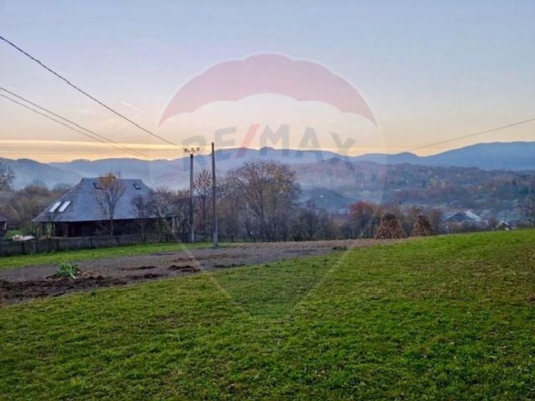 Casa / Vila cu 4 camere de vanzare - 4