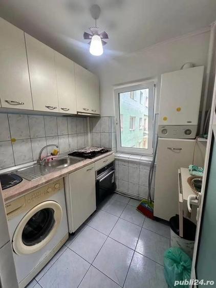 De vanzare apartament cu 3 camere, la etajul 1, mobilat 38.000e - 5
