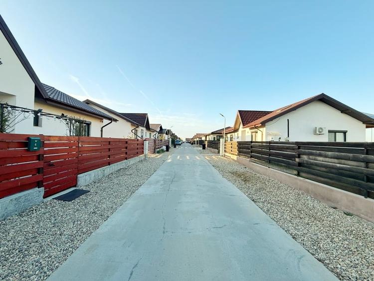 Casa ta cu gradina, la pret de apartament! - 11