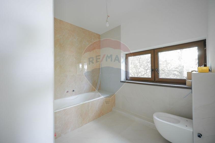 De vanzare Casa noua  cu 4 camere, teren 1190 mp  Cartier Podgoria - 18