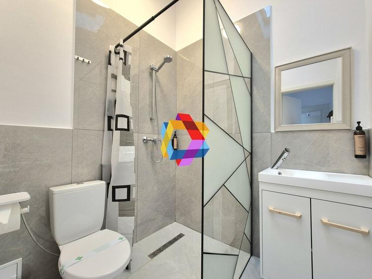 Spatiu comercial -242 mp - 16