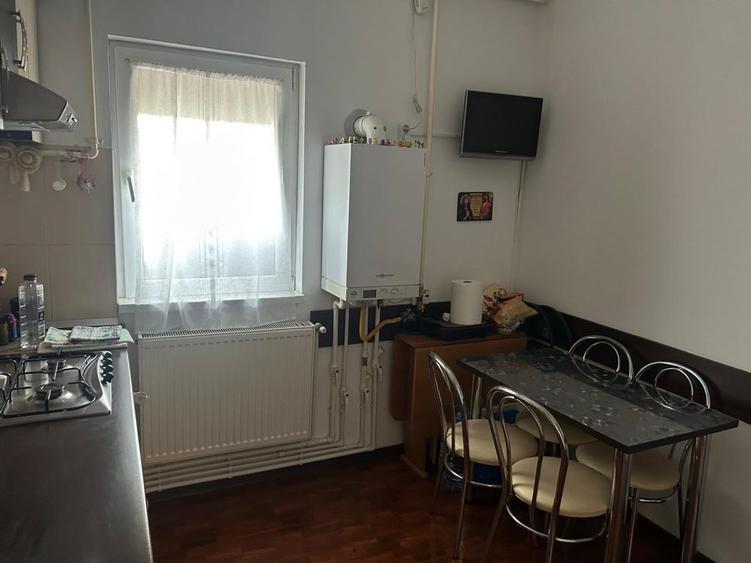Apartament 2 camere.Poarta6, 47mp ,Mansarda Etaj 4,Gaze,Loc Parcare - 3