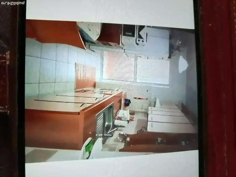 Vind apart2camere et2D Mircea cel batrin iasi - 8